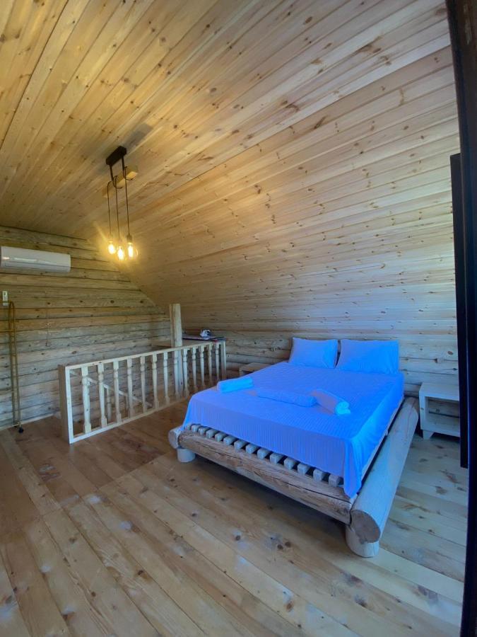 Guest House on Angisa Batoumi Extérieur photo