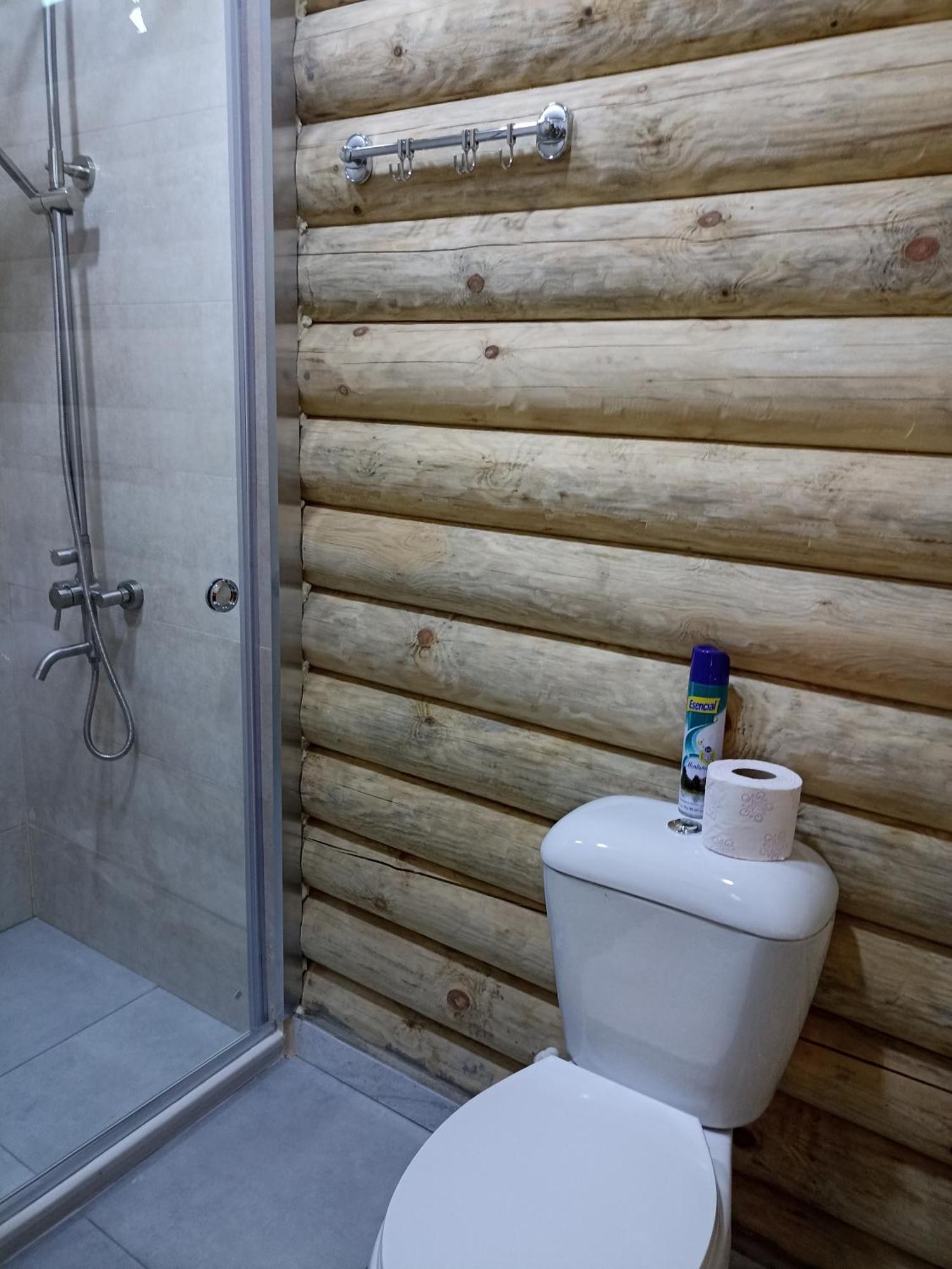 Guest House on Angisa Batoumi Chambre photo